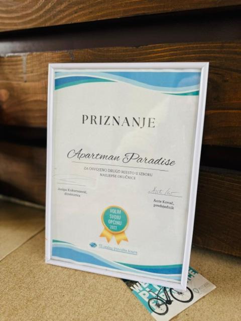 Apartments Paradise Licko Petrovo Selo Zewnętrze zdjęcie