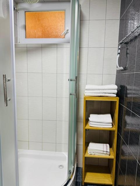 Apartments Paradise Licko Petrovo Selo Zewnętrze zdjęcie